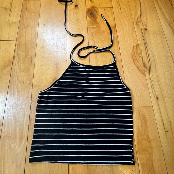 Brandy Melville Halter Top - Picture 1 of 3